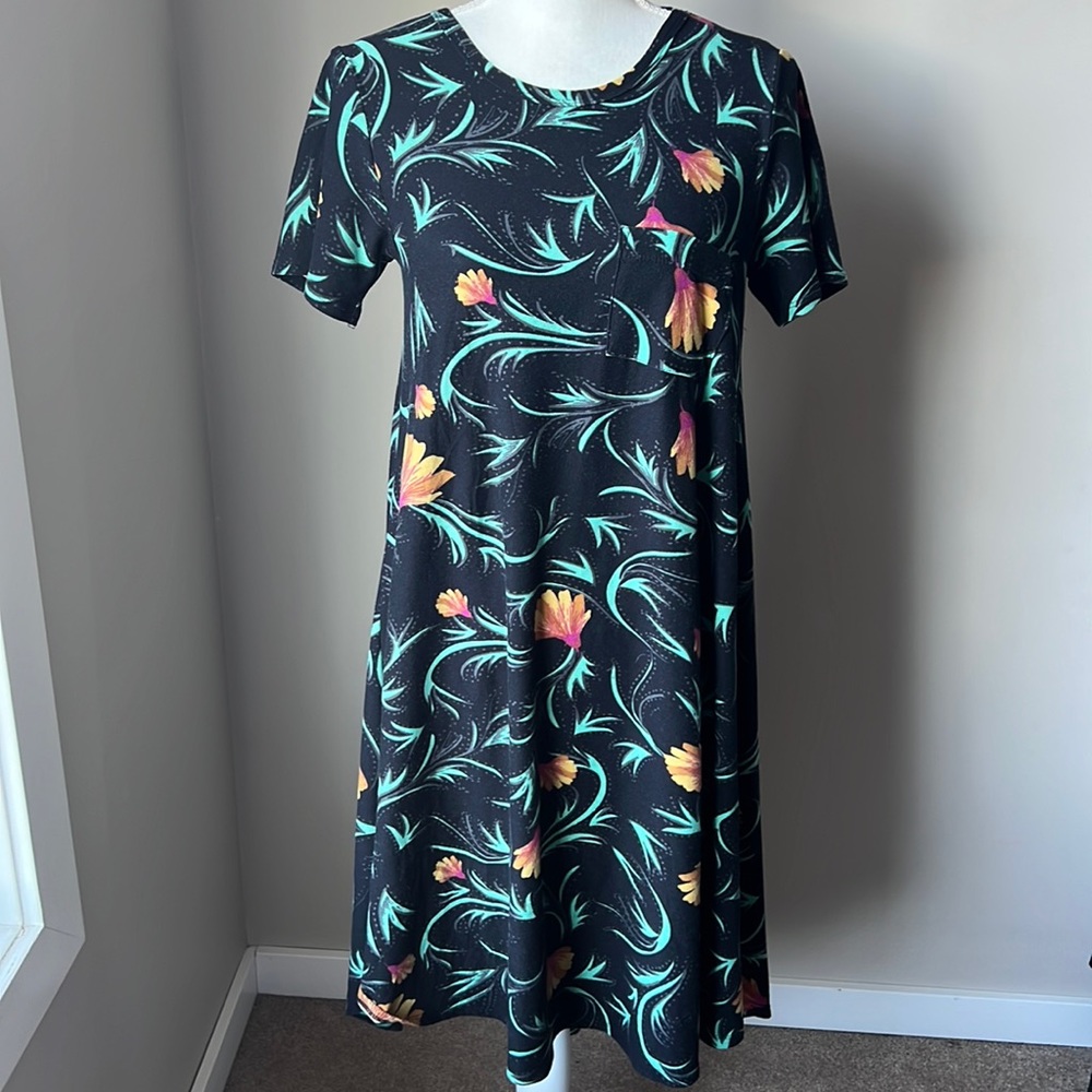 LulaRoe Floral T-shirt Dress